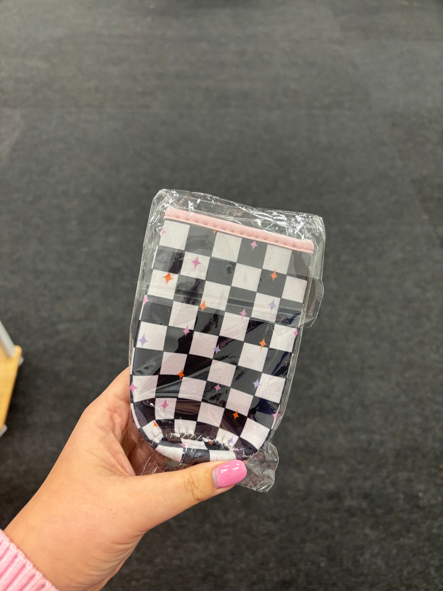Black Checkered Skinny Can Coozie